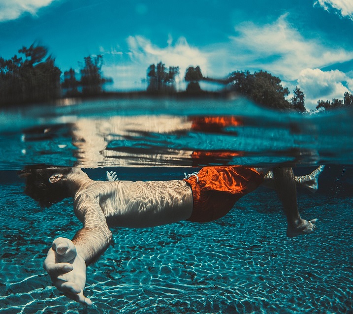 floating ge7e0c206d 1280 1